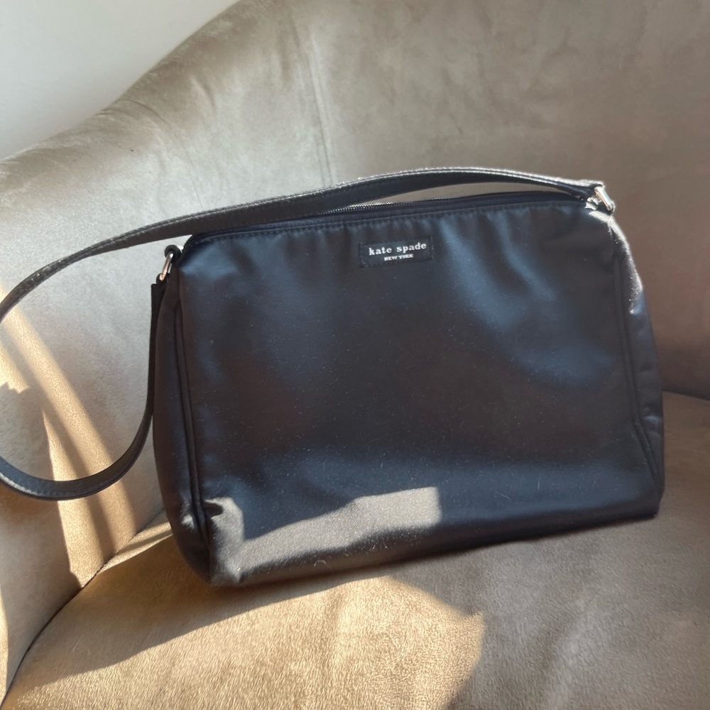 Kate Spade Elegant Black Purse with Tory Burch purse 👛 protector